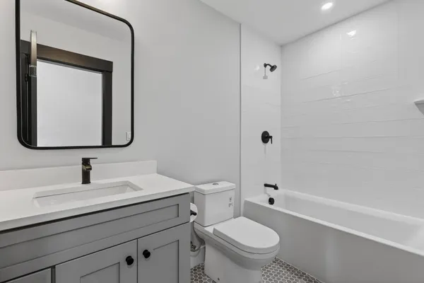 $765,000 | 11 Lodgepole Lane, Unit 11, Newry, ME 04261