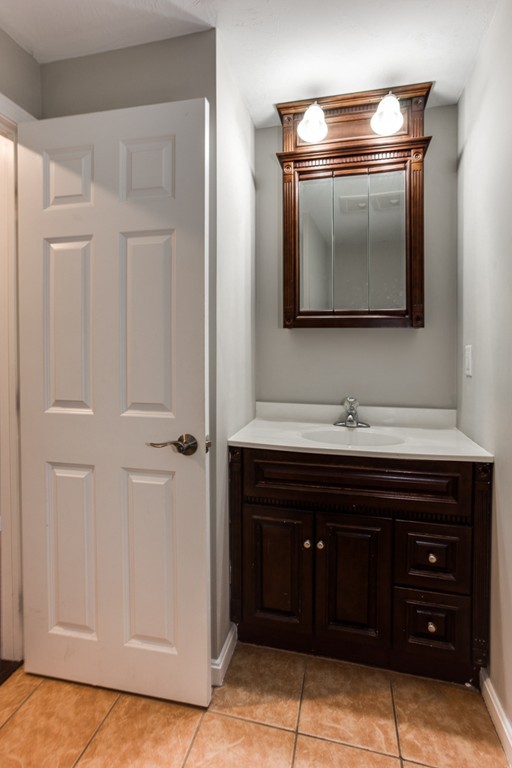 19 Lilac Lane Worcester, MA 01607 - Photo 14 of 21 Gallery Image 14