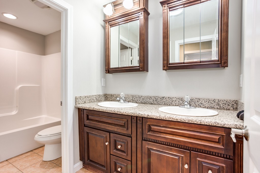 19 Lilac Lane Worcester, MA 01607 - Photo 17 of 21 Gallery Image 17