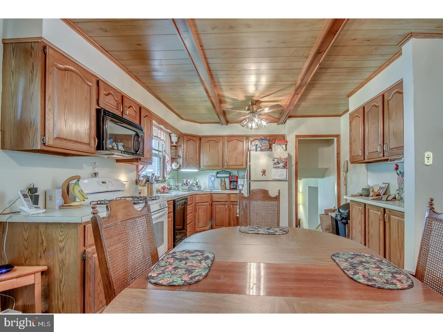 1192 Roberts Road Warminster, PA 18974 - Photo 3 of 23 Gallery Image 3
