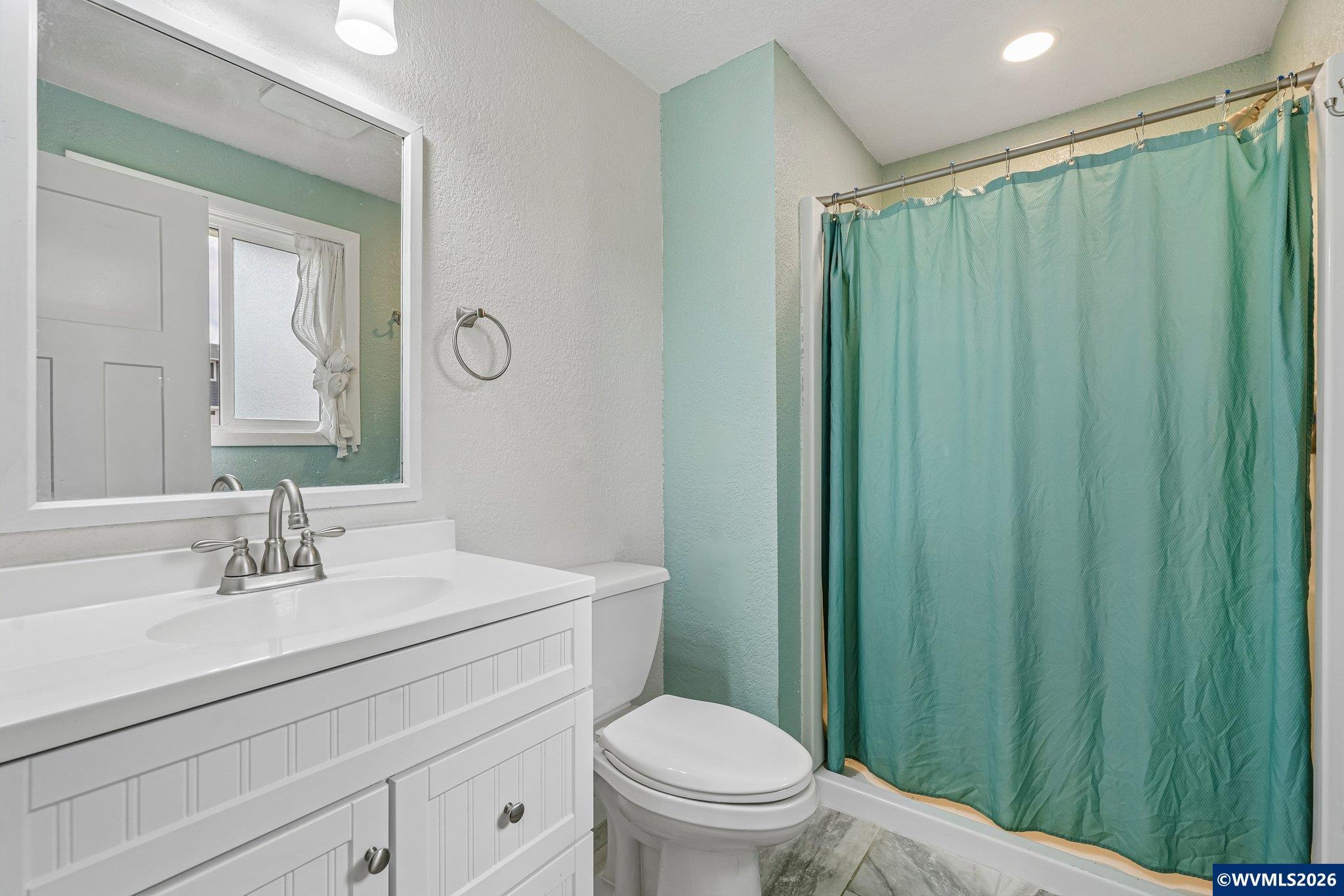819 Chehalis Place North Keizer, OR 97303 - Photo 25 of 36