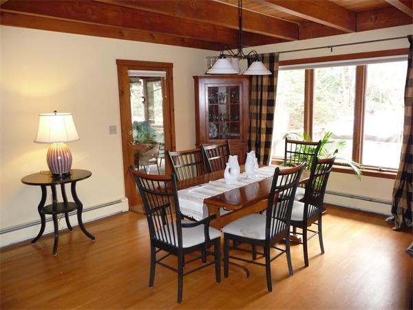 18 Crest Road Natick, MA 01760 - Photo 7 of 29