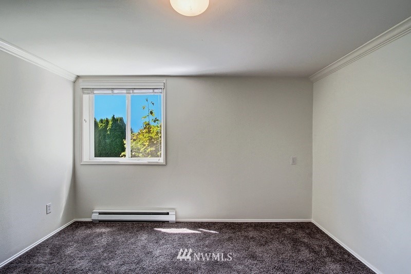 2106 Cedar Road Lake Stevens, WA 98258 - Photo 18 of 24 an empty room with window