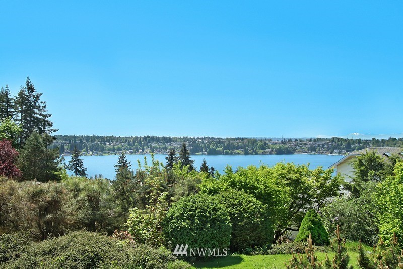 2106 Cedar Road Lake Stevens, WA 98258 - Photo 4 of 24 a view of a lake with a city