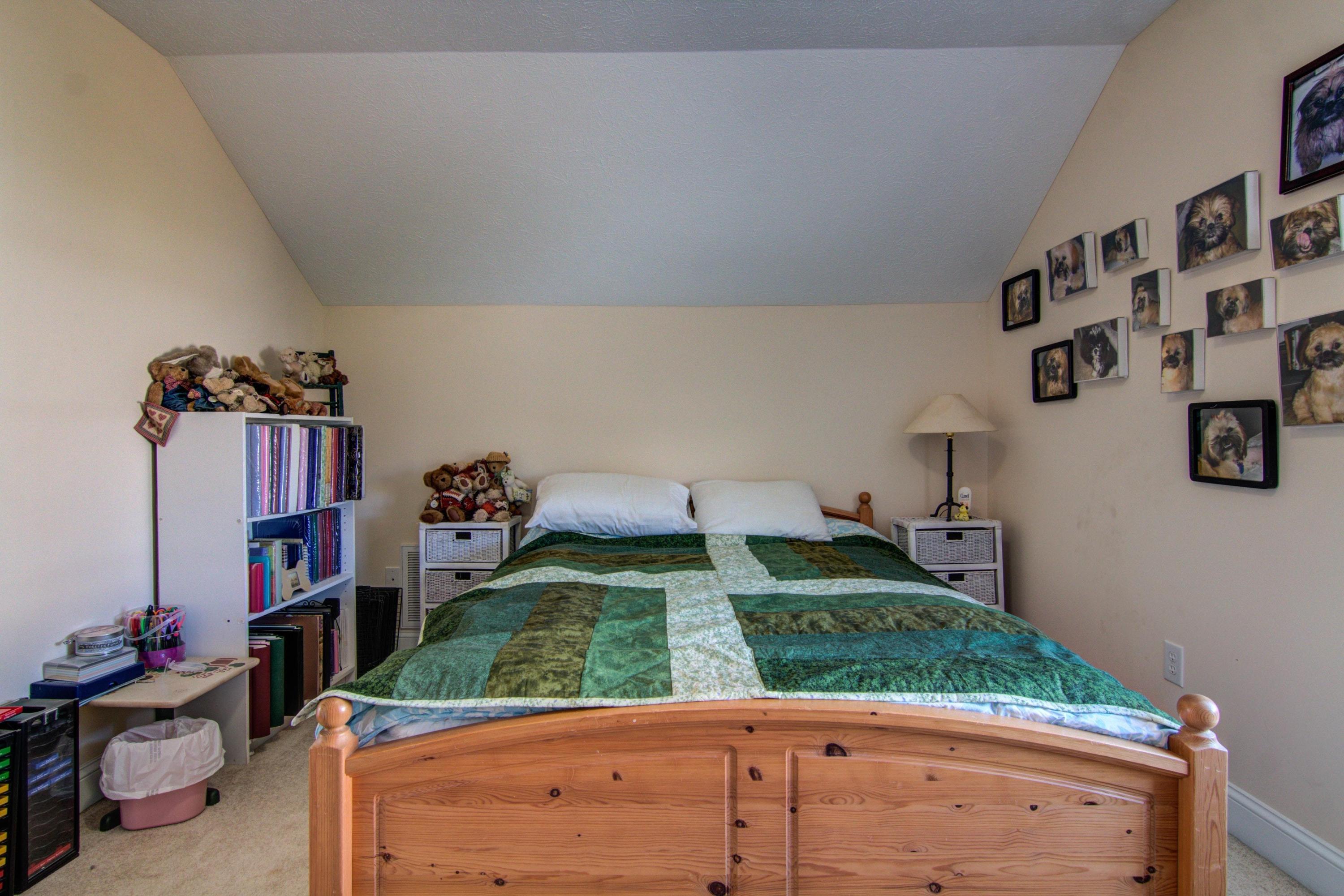 1129 Mountain View Road Vinton, VA 24179 - Photo 20 of 24 a view of room with toys