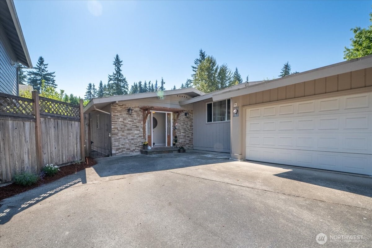 1028 135th Street Southwest, Unit 29 Everett, WA 98204 - Photo 3 of 40