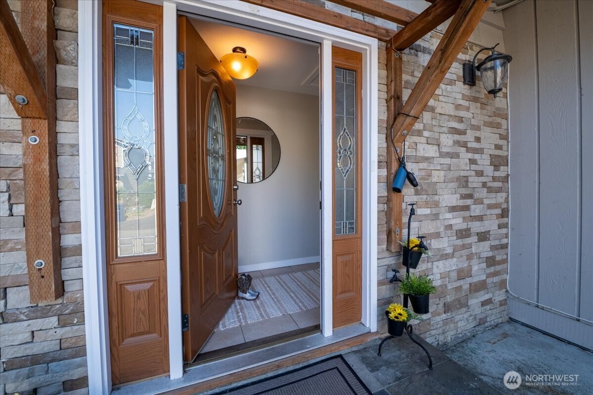 1028 135th Street Southwest, Unit 29 Everett, WA 98204 - Photo 4 of 40