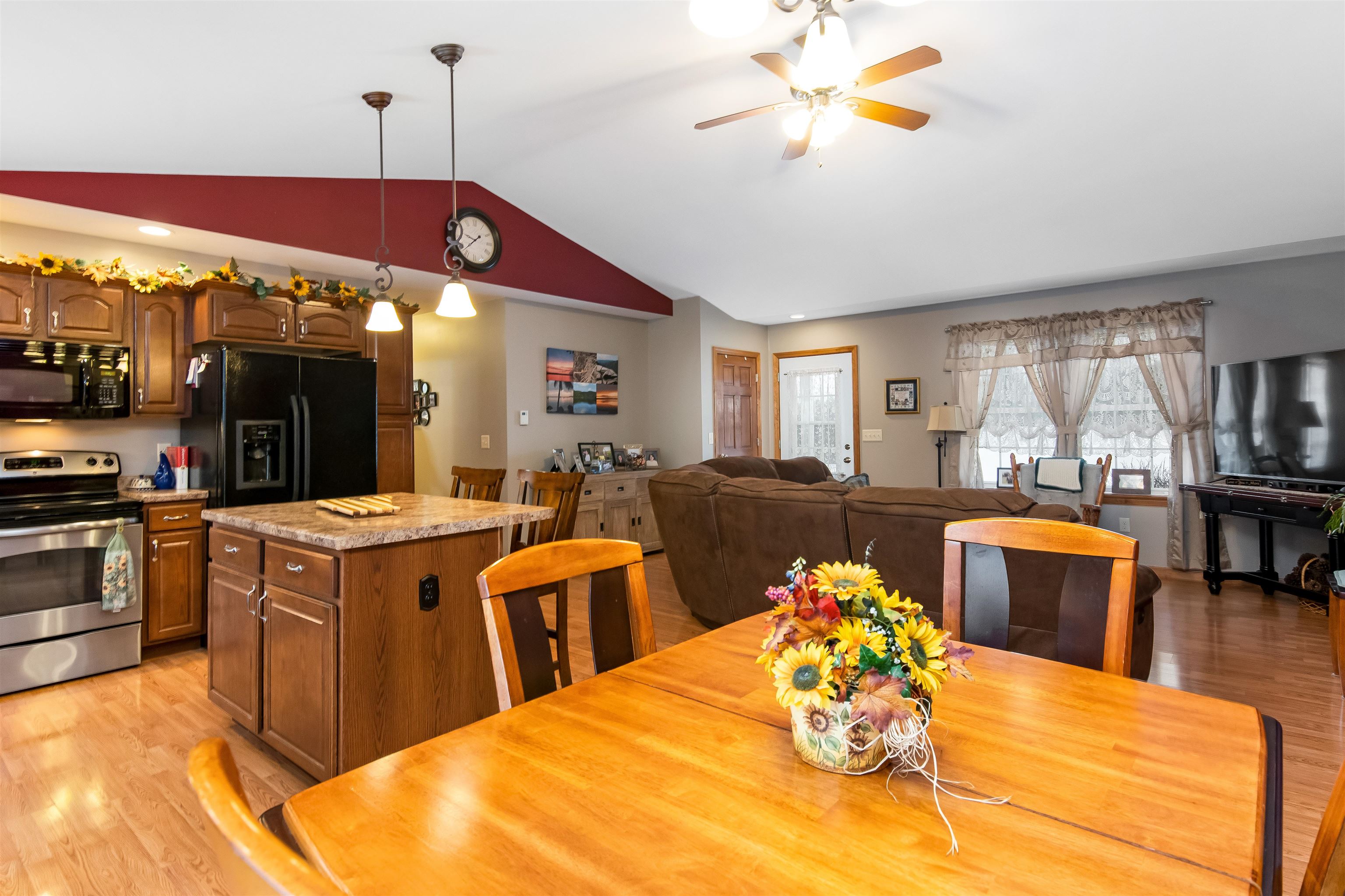 3 Samson Drive Sheldon, VT 05478 - Photo 14 of 40