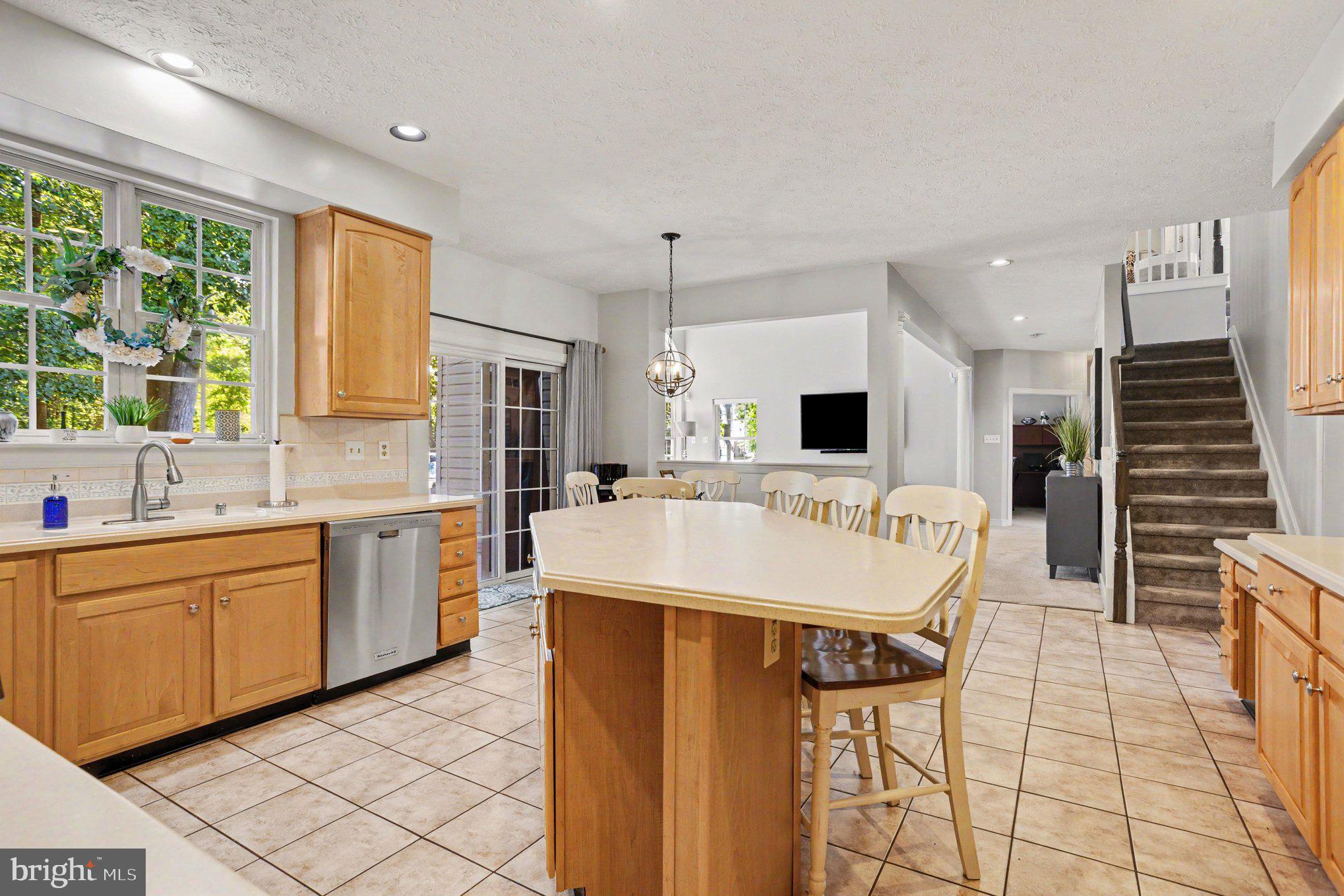 502 Copeland Road Fallston, MD 21047 - Photo 13 of 50 Nice sized island to congregate w/family or guests