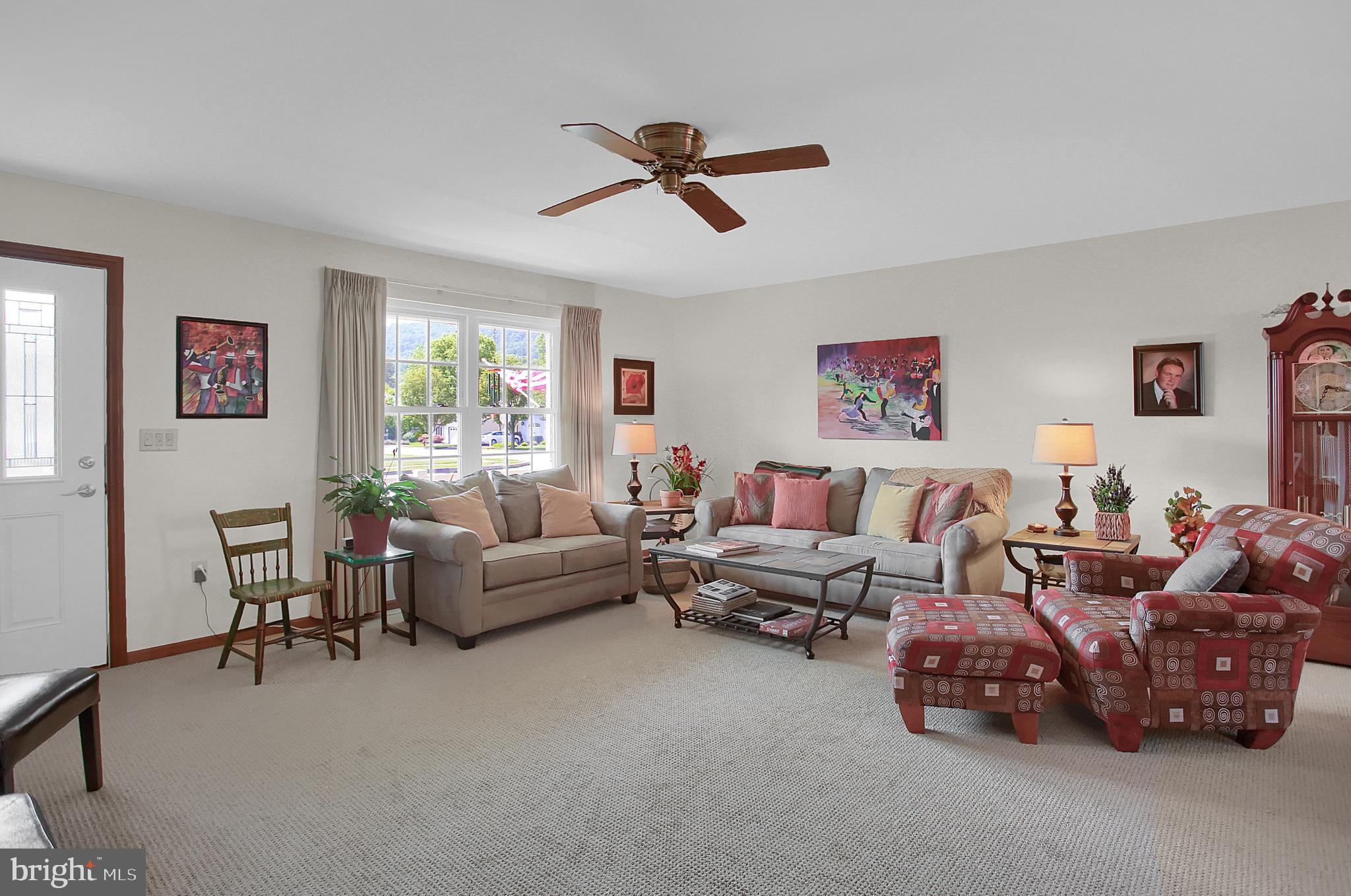 2715 Colonial Road Harrisburg, PA 17112 - Photo 6 of 35 Gallery Image 6