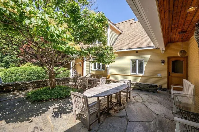 $2,300,000 | 134 Chester Arthur Road, Hartford, VT 05059