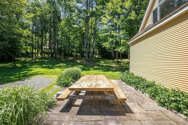 $2,300,000 | 134 Chester Arthur Road, Hartford, VT 05059