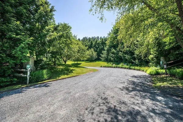 $2,300,000 | 134 Chester Arthur Road, Hartford, VT 05059