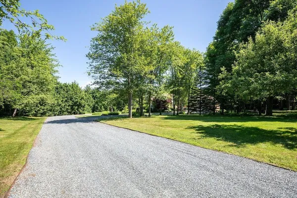 $2,300,000 | 134 Chester Arthur Road, Hartford, VT 05059