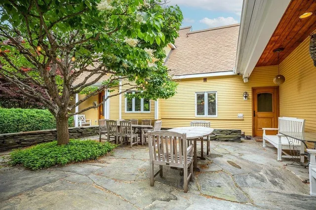 $2,300,000 | 134 Chester Arthur Road, Hartford, VT 05059