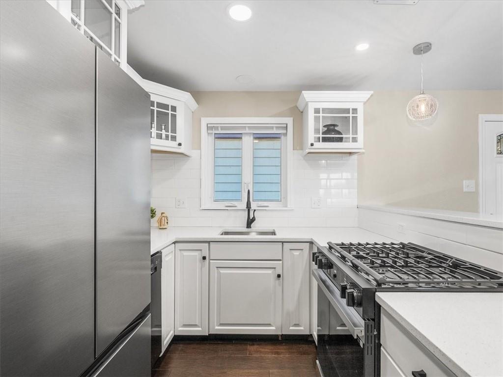 3415 Alberta Street Homestead, PA 15120 - Photo 9 of 21