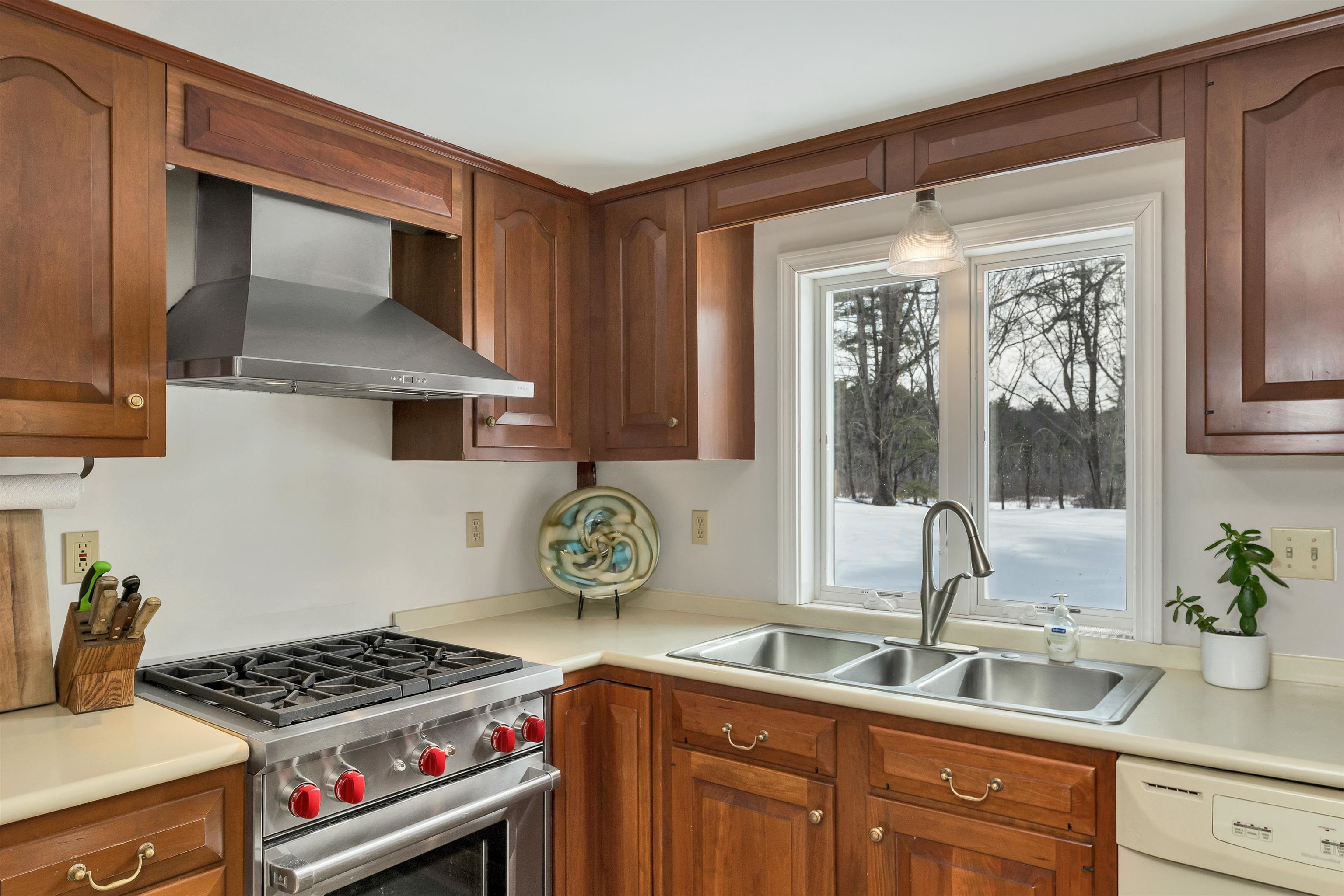 236 Sagamore Road Rye, NH 03870 - Photo 12 of 60