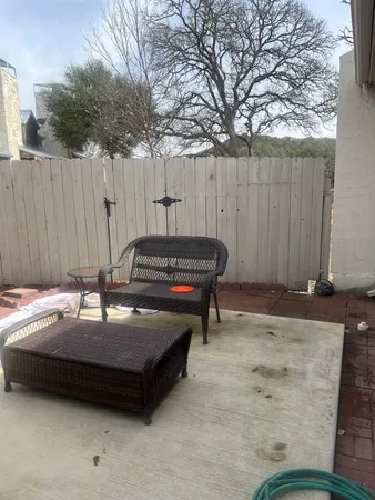 $250,000 | 1950 H Leslie Drive, Kerrville, TX 78028