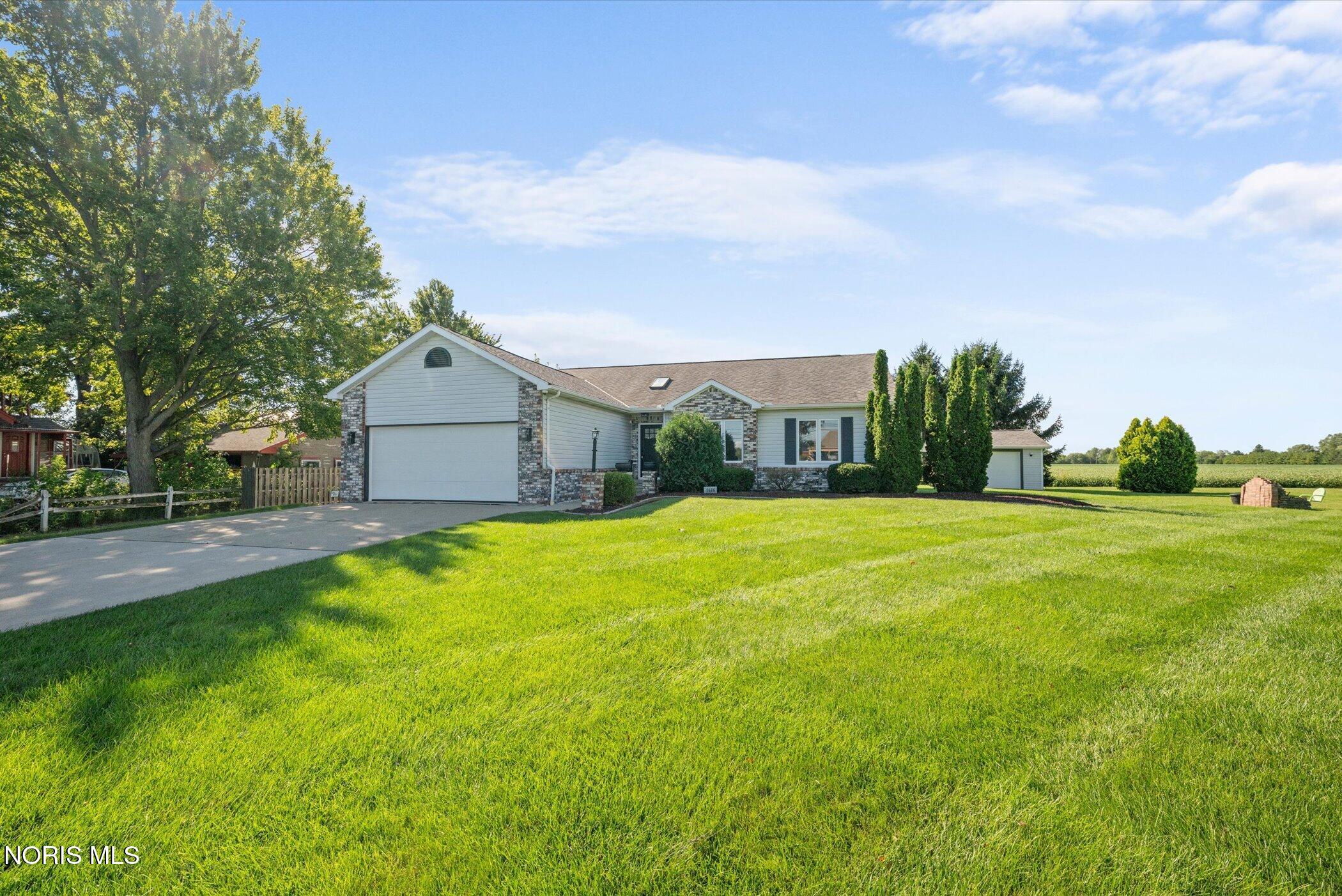4616 Pickle Road Oregon, OH 43616 - Photo 4 of 45 Gallery Image 4