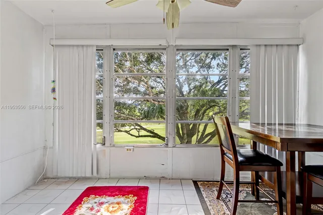 $1,400 | 1040 Country Club Drive, Unit 306, Pompano Beach, FL 33063