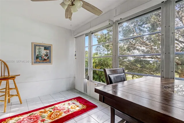 $1,400 | 1040 Country Club Drive, Unit 306, Pompano Beach, FL 33063