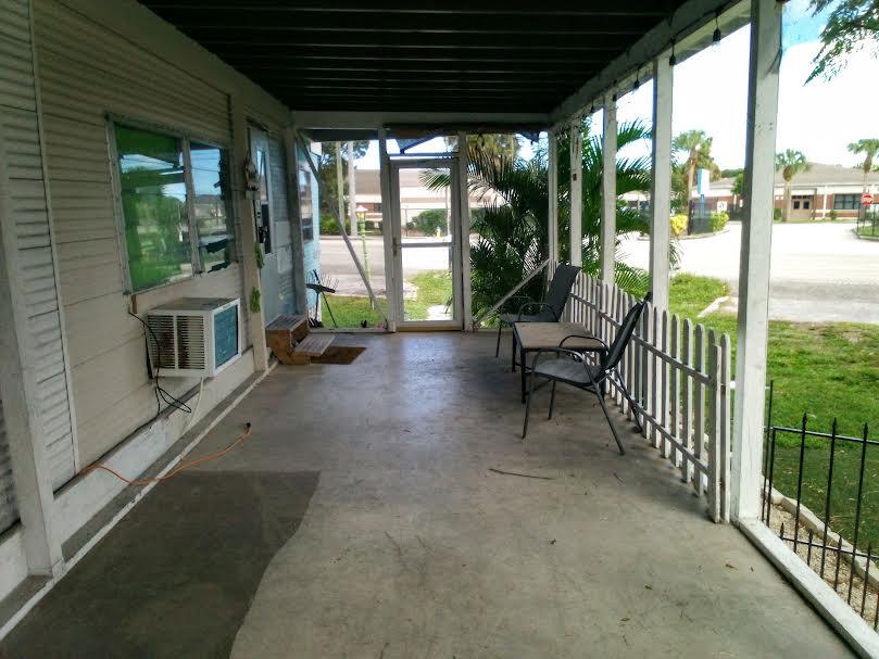 14561 Barwick Road Delray Beach, FL 33445 - Photo 22 of 30 41' x 9" Porch