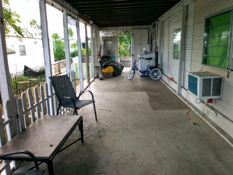 14561 Barwick Road Delray Beach, FL 33445 - Photo 23 of 30 41' x 9" Porch