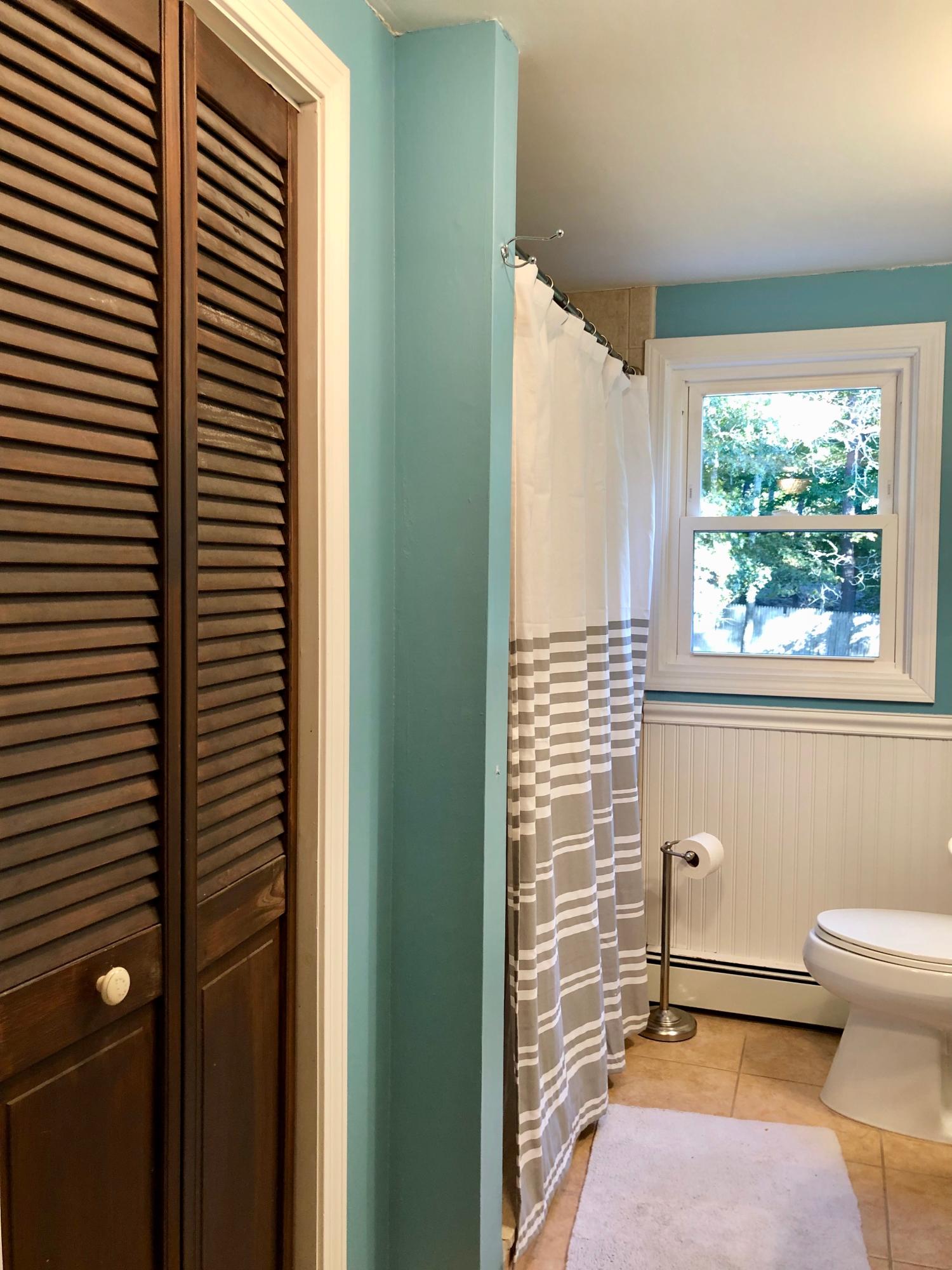 171 South Sandwich Road Mashpee, MA 02649 - Photo 17 of 24 Upstairs hall bath