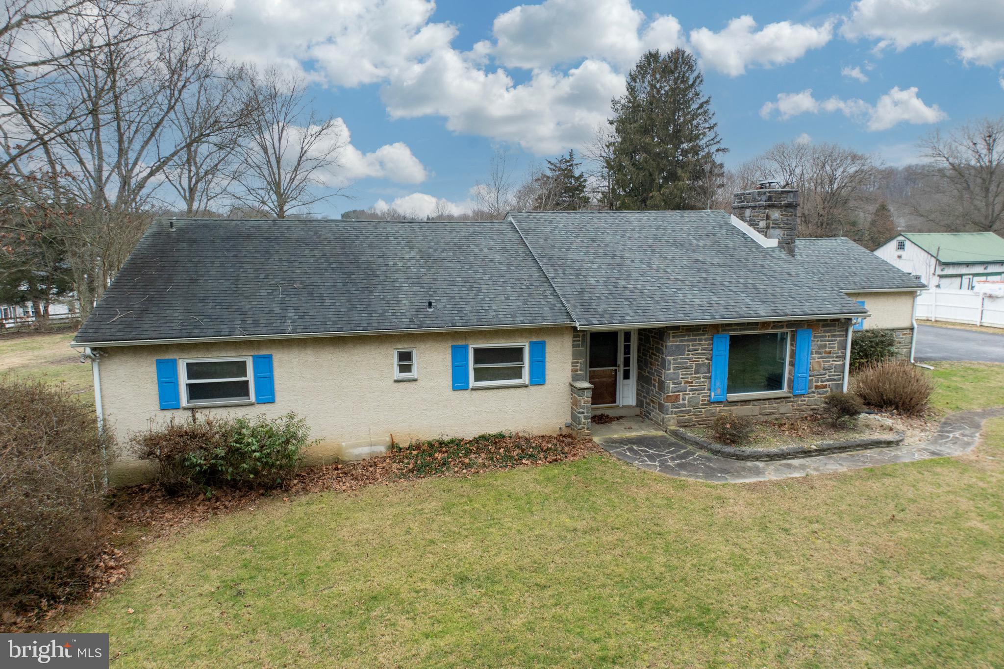 1140 South Concord Road West Chester, PA 19382 - Photo 4 of 40 Gallery Image 4