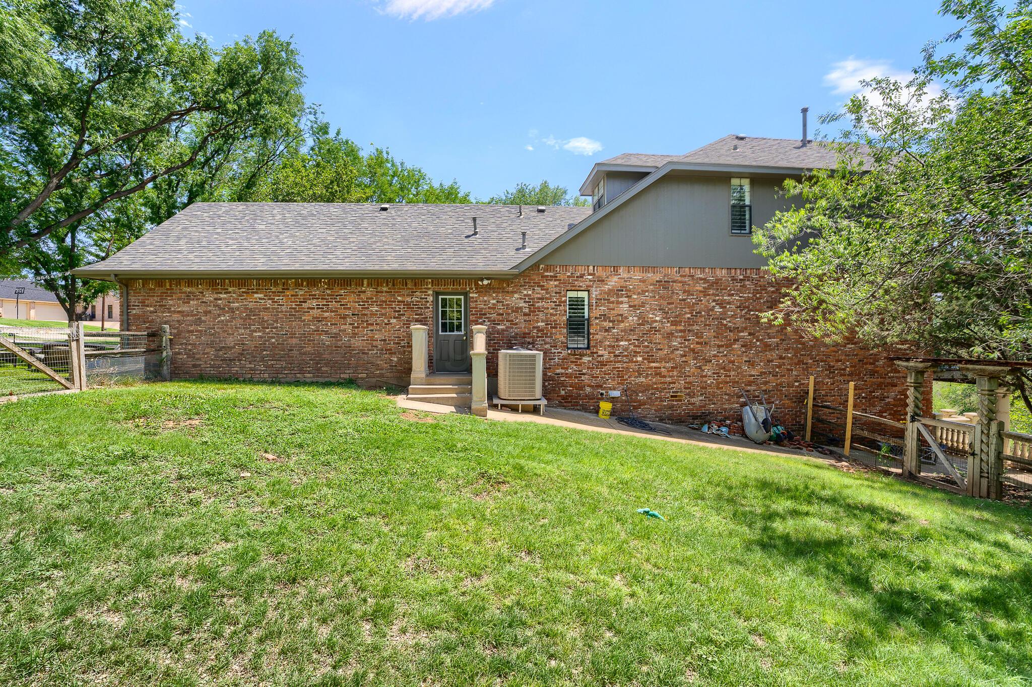 170 Dolphin Terrace Amarillo, TX 79118 - Photo 61 of 80 170 Dolphin -15