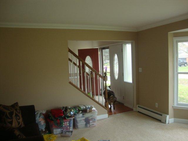 36712 Chatham Court Clinton Township, MI 48035 - Photo 4 of 13 31097490-3.JPG