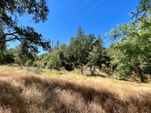 $225,000 | 3090 Omo Ranch Road, Somerset, CA 95684