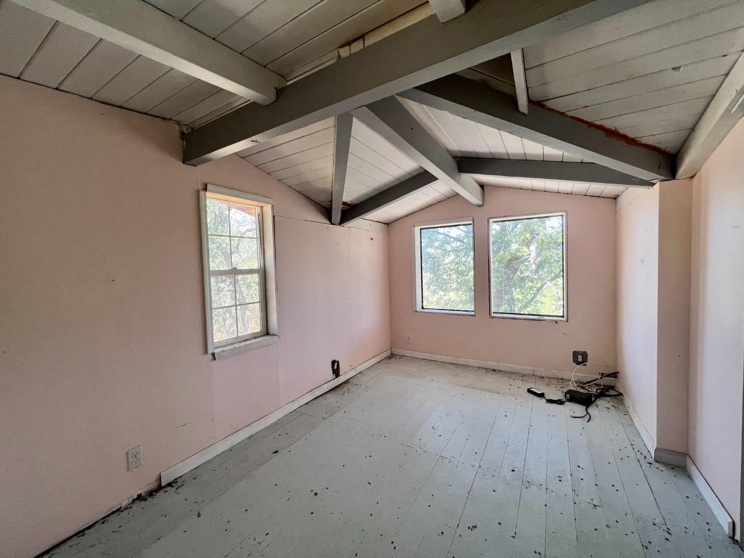 3090 Omo Ranch Road Somerset, CA 95684 - Photo 9 of 40