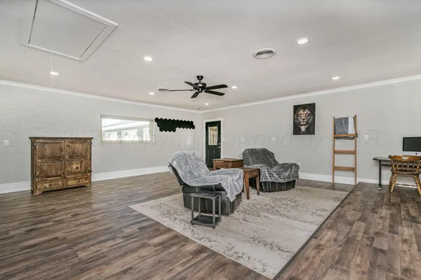 $375,000 | 801 Arrah, Friona, TX 79035