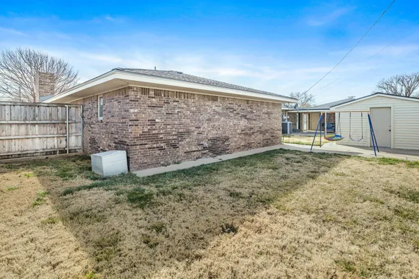 $375,000 | 801 Arrah, Friona, TX 79035