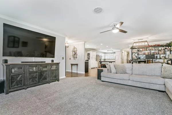 $375,000 | 801 Arrah, Friona, TX 79035