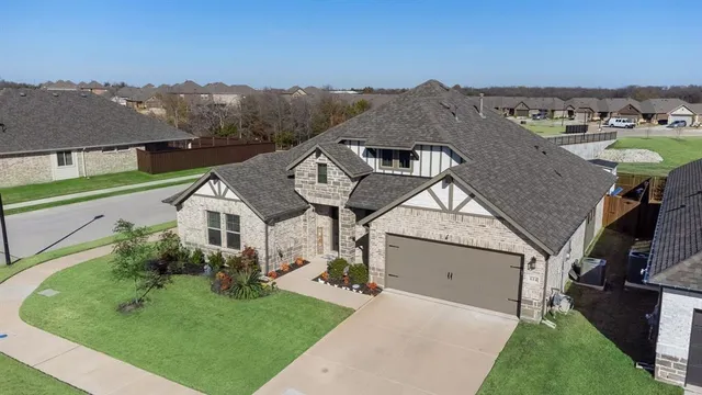 $429,000 | 614 Creekview Lane, Lavon, TX 75166