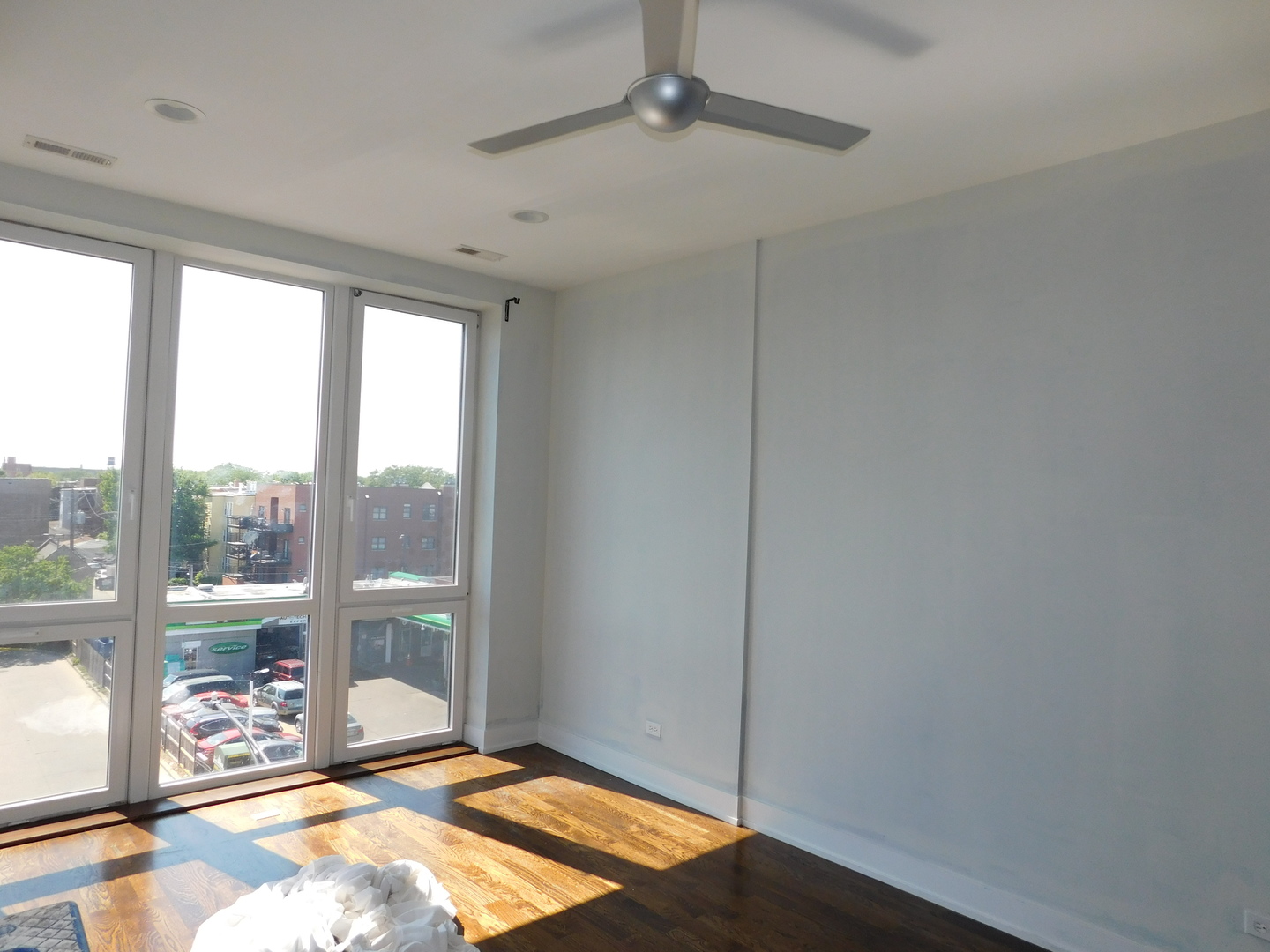 5139 North Broadway, Unit 404 Chicago, IL 60640 - Photo 4 of 15