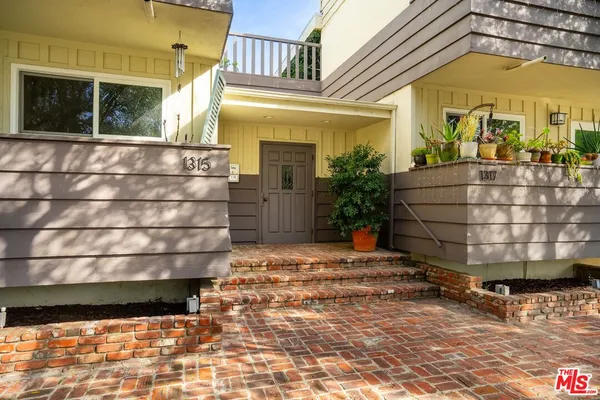 $718,500 | 1317 Stanford Street, Unit 5, Santa Monica, CA 90404