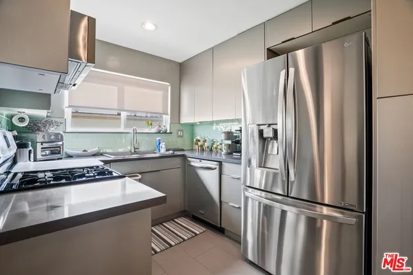 $718,500 | 1317 Stanford Street, Unit 5, Santa Monica, CA 90404