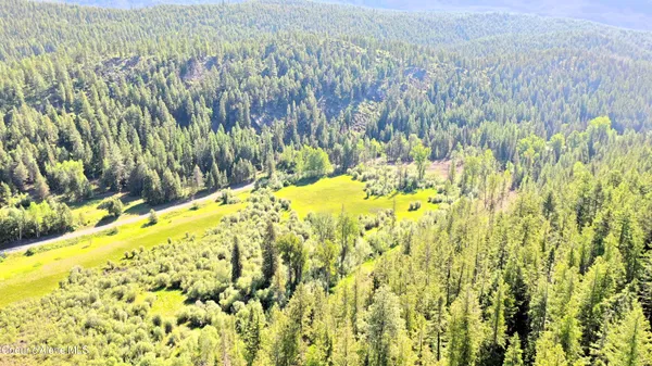 $395,000 | 2 Loop Moyie Springs, Moyie Springs, ID 83845