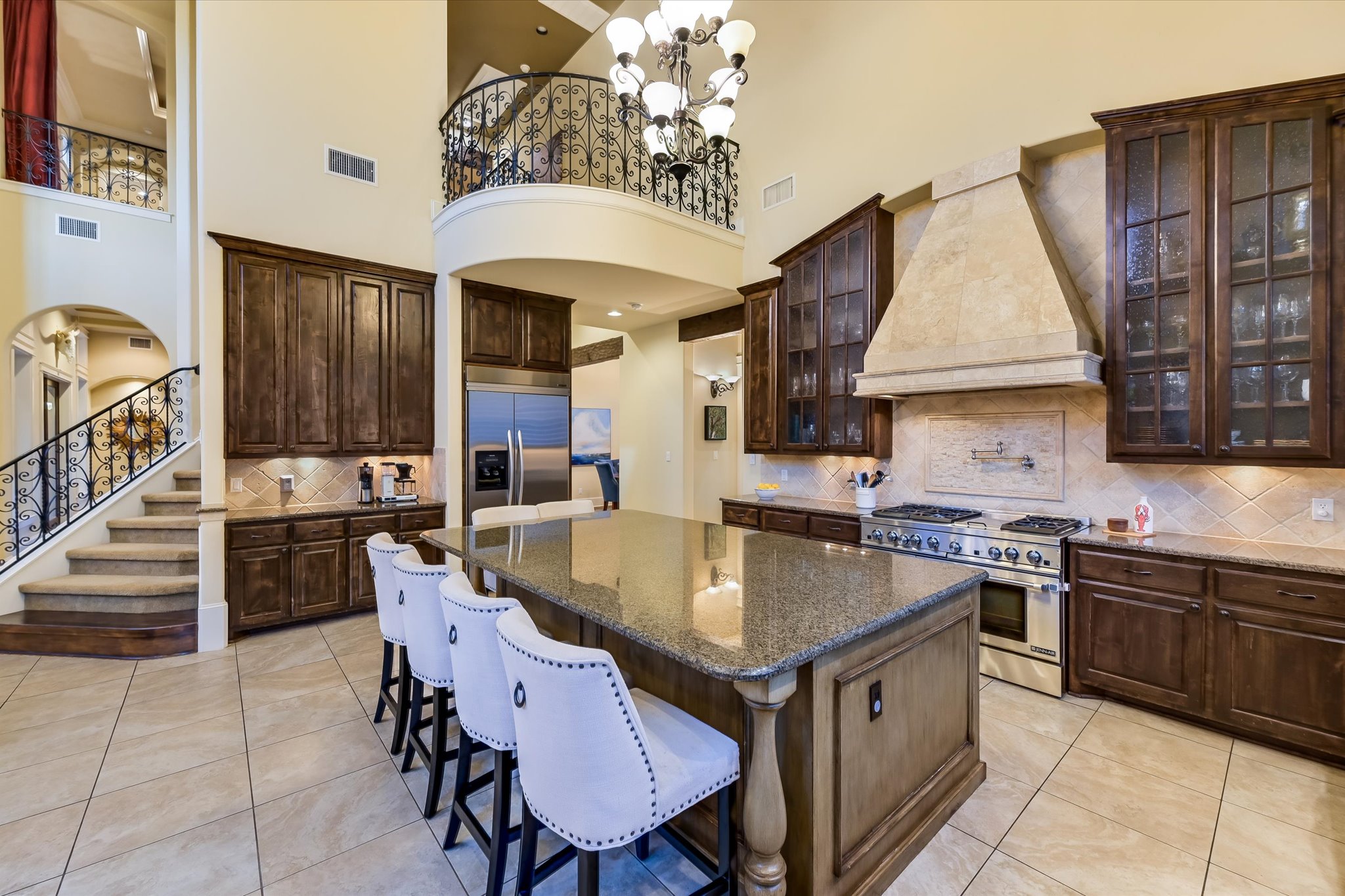 3804 Pappys Way Austin, TX 78730 - Photo 11 of 40 Kitchen