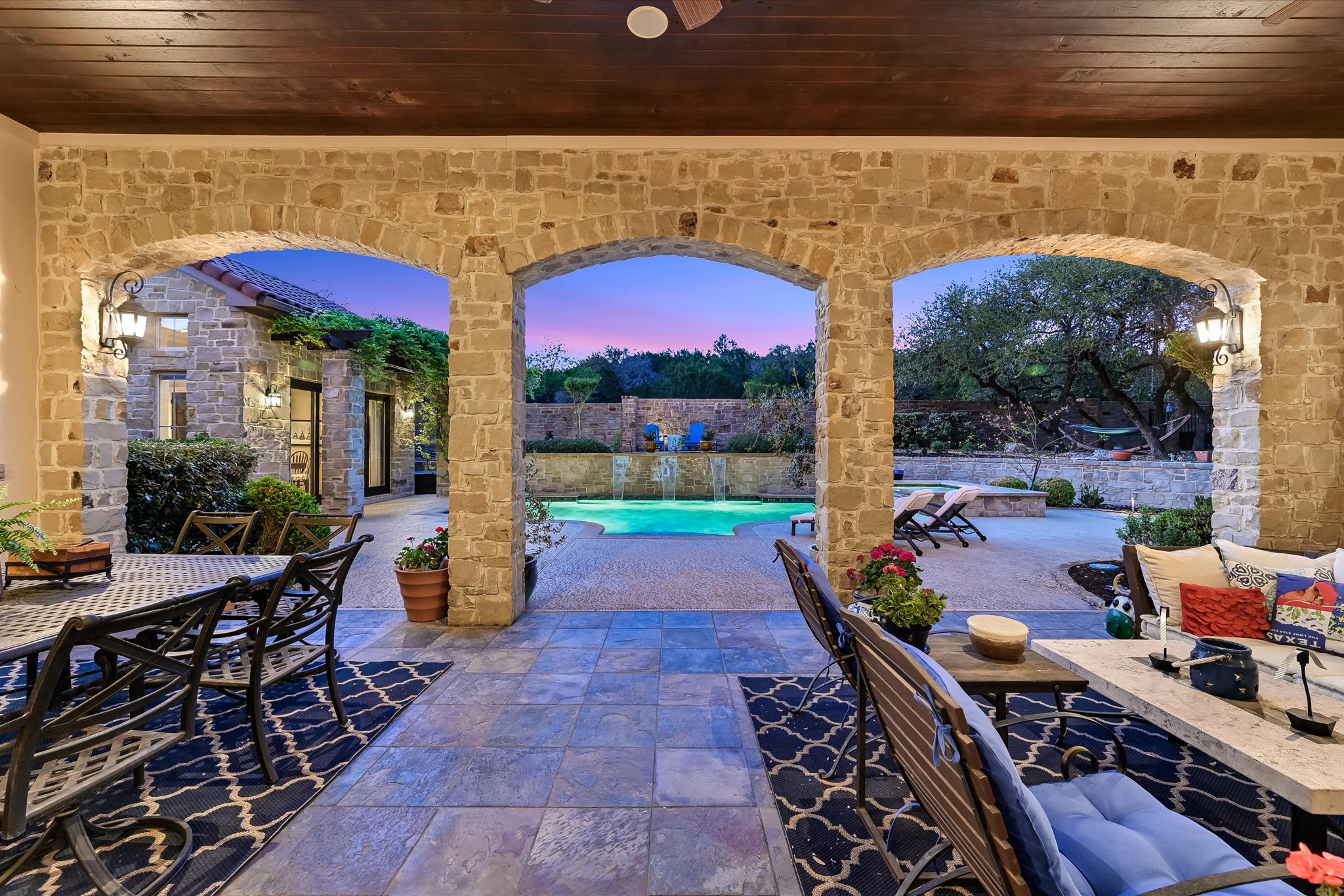 3804 Pappys Way Austin, TX 78730 - Photo 19 of 40 Patio