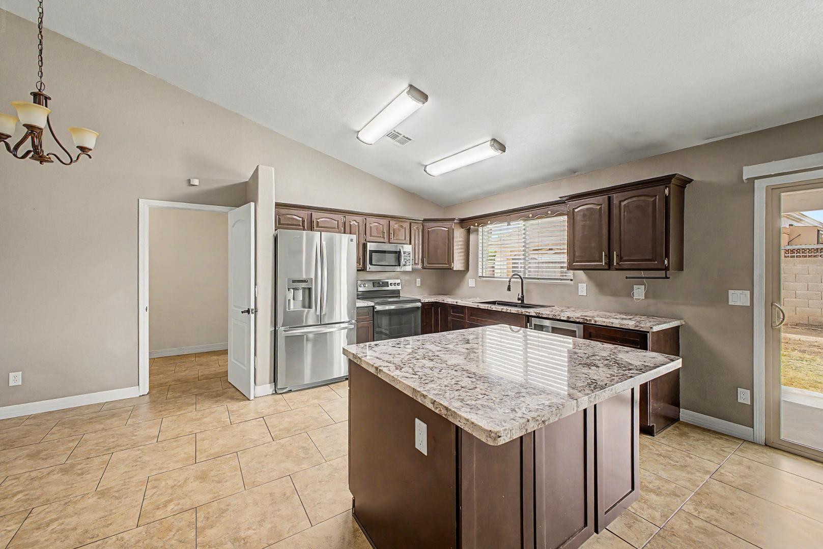9061 West Granada Road Phoenix, AZ 85037 - Photo 5 of 16 Photo #5