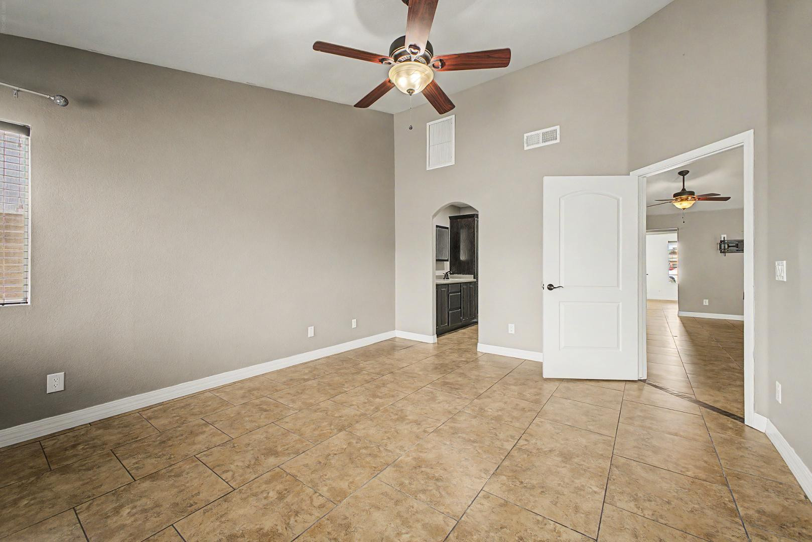 9061 West Granada Road Phoenix, AZ 85037 - Photo 8 of 16 Photo #8