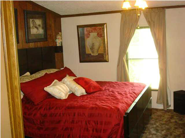 177 East Tennyson Road Boonville, IN 47601 - Photo 3 of 15 Gallery Image 3