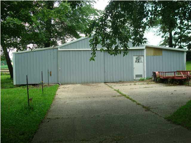177 East Tennyson Road Boonville, IN 47601 - Photo 10 of 15 Gallery Image 10