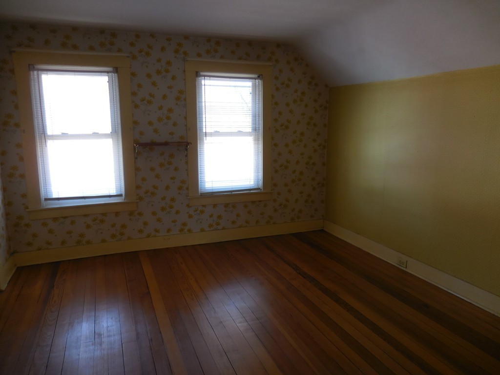 127 Hastings Street Springfield, MA 01104 - Photo 18 of 30 Gallery Image 18