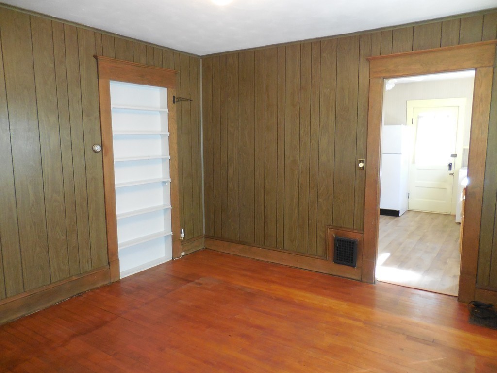 127 Hastings Street Springfield, MA 01104 - Photo 23 of 30 Gallery Image 23