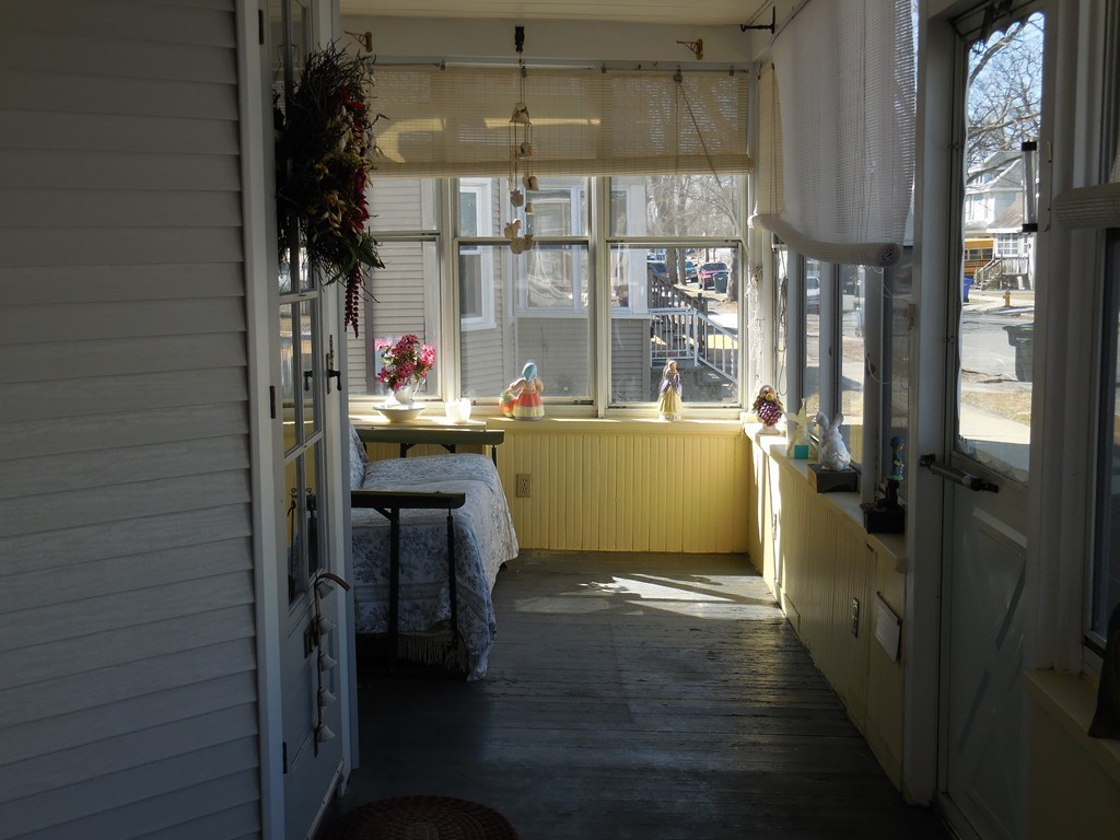127 Hastings Street Springfield, MA 01104 - Photo 7 of 30 Gallery Image 7